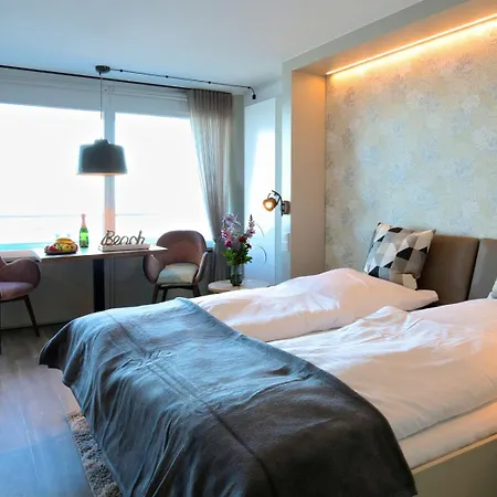 1-241a, Seeseite, Haus Metropol, 10etage Appartement