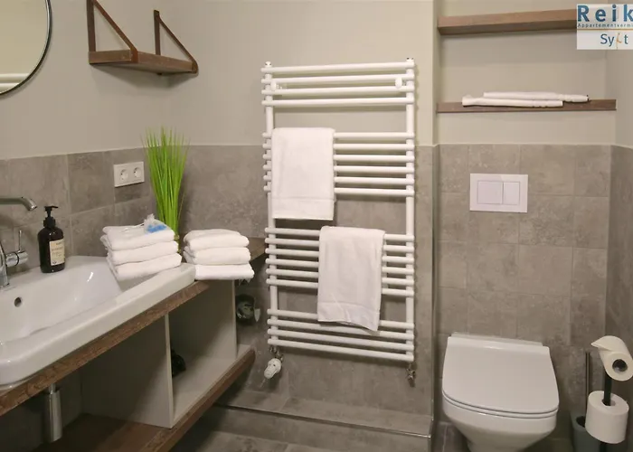 1-241a, Seeseite, Haus Metropol, 10etage Apartamento